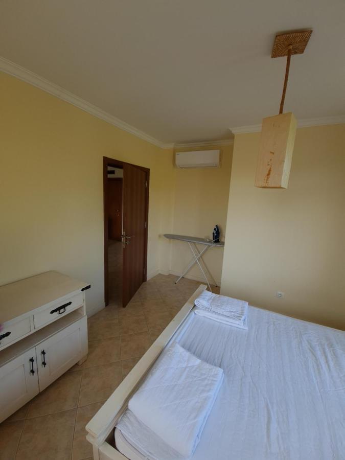 Santa Marina Apartaments- Karina 1 Sozopol Exterior foto