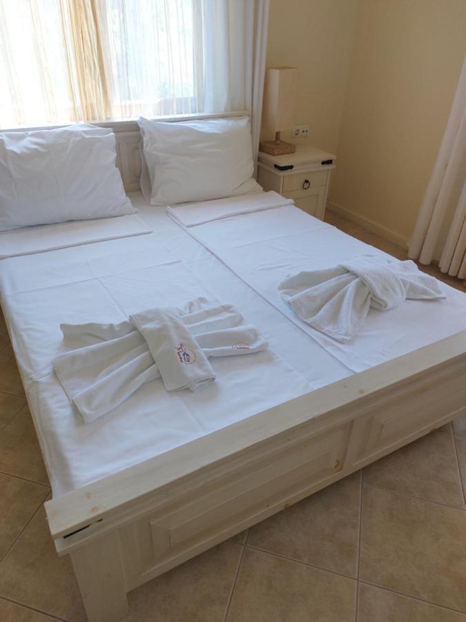 Santa Marina Apartaments- Karina 1 Sozopol Exterior foto